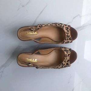 BeLLE Leopard Print Fur Effect Wedge Sandals size 5.5/6